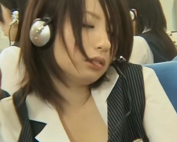 うちの会社は仕事のできないコールガールは性処理係も兼任させますｗｗｗ